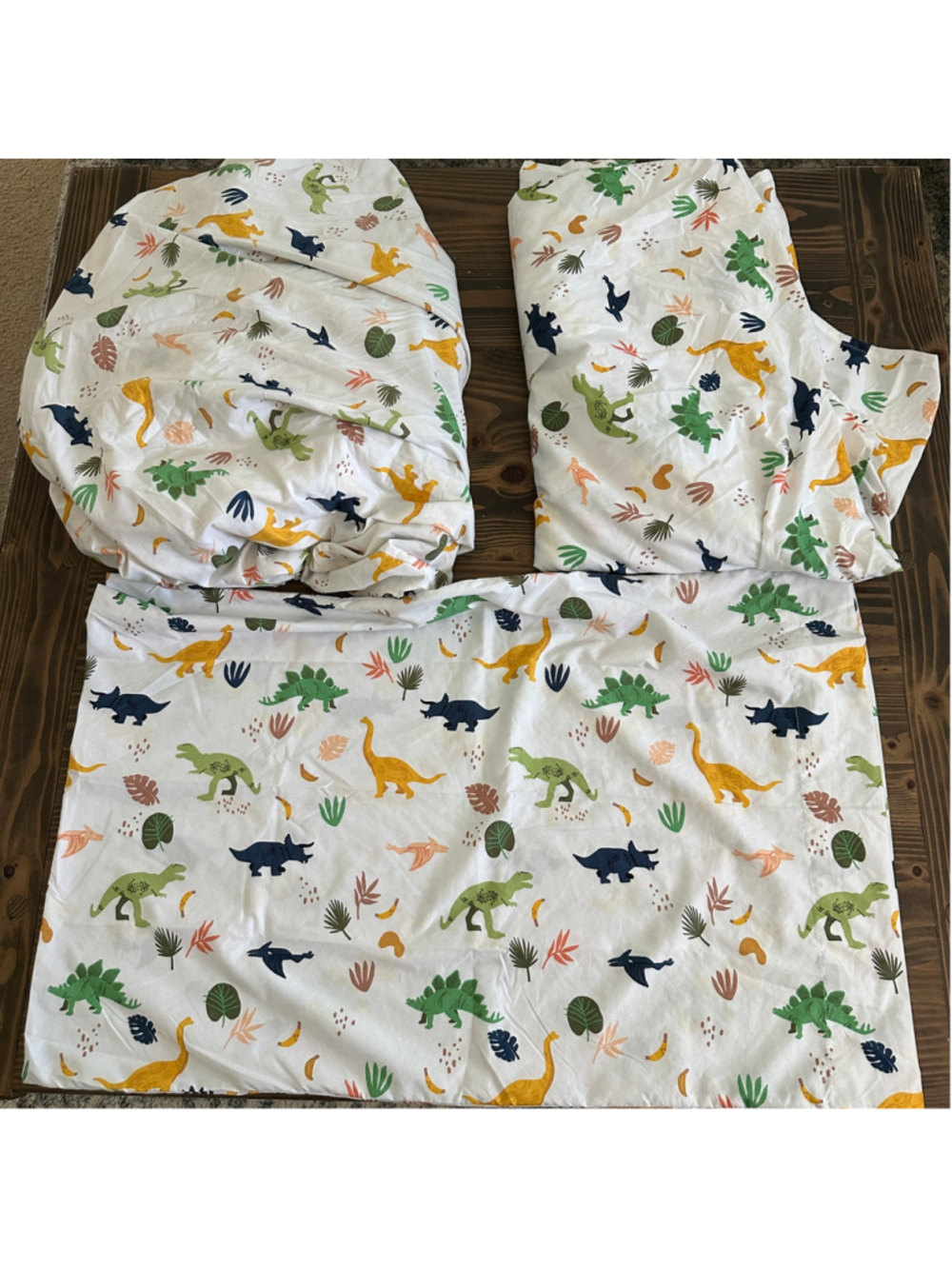 Pillowfort Kids Twin Dinosaur Sheet Set Fitted & Flat White Green